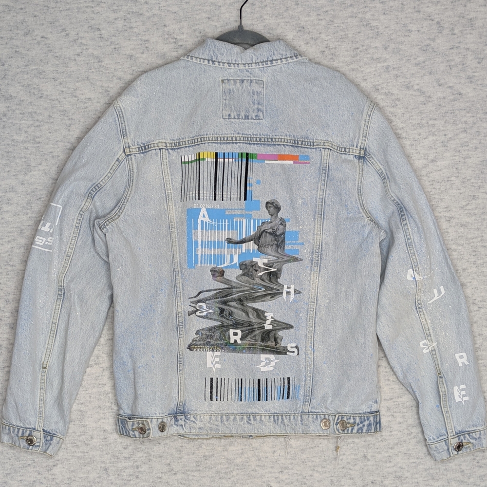 Zara Distressed Light Wash Denim Jacket Graphic Barcode Statue Print Art Size M